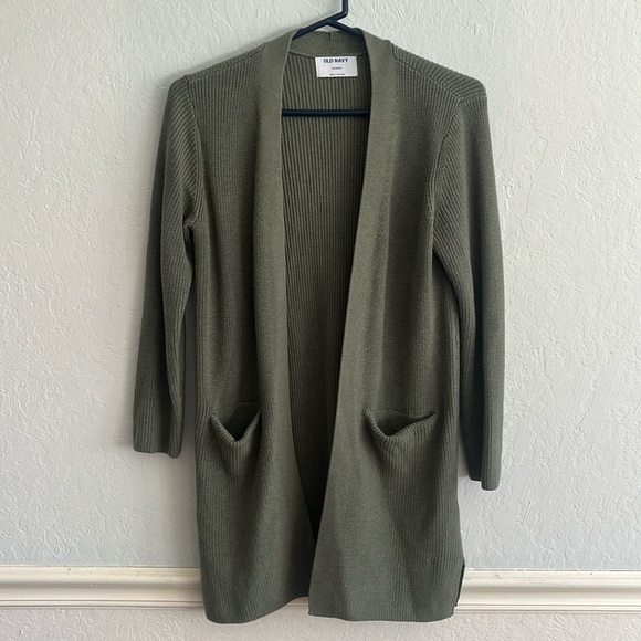 Old Navy Sweaters - Old Navy XS Petite Olive Green Open Cardigan with Pockets